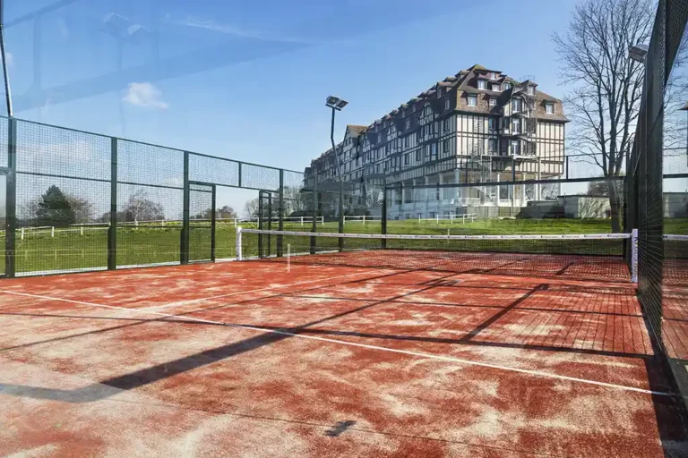 Hôtel Barrière L'Hôtel du Golf Deauville