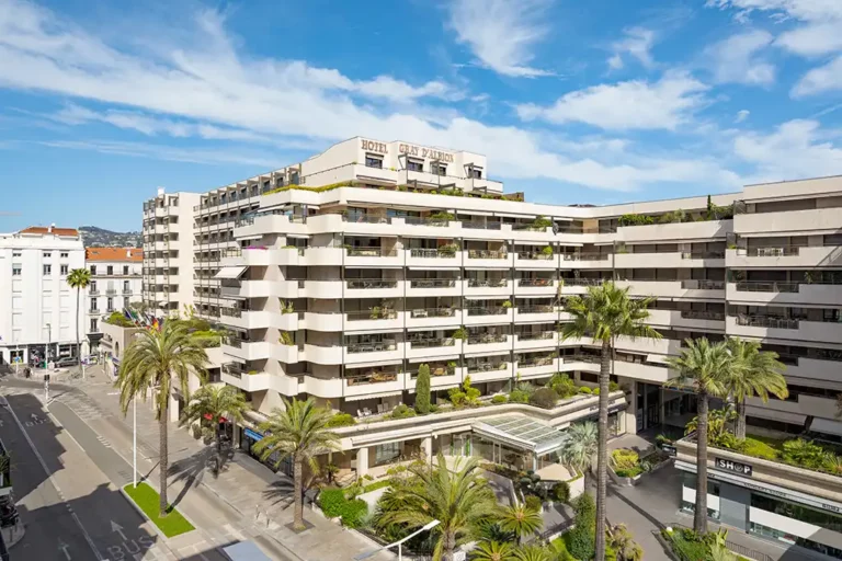 Hôtel Barrière Le Gray d'Albion Cannes